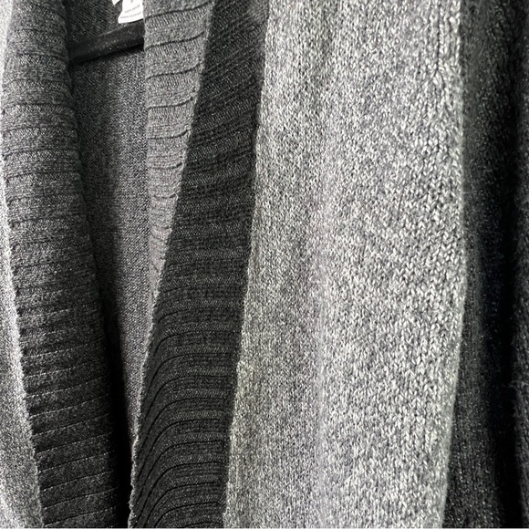 Anna Rose Open Cardigan Women's Size Medium Drape Front Heathered Gray & Black - Picture 9 of 9